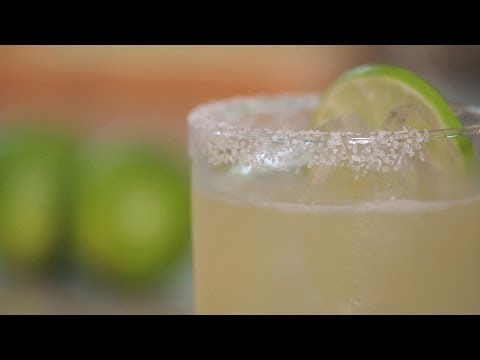 How to Make a Margarita | Cocktail Recipes