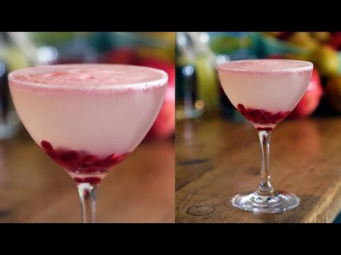 Fifty Shades of Grey Vodka-Pomegranate Cocktail Recipe