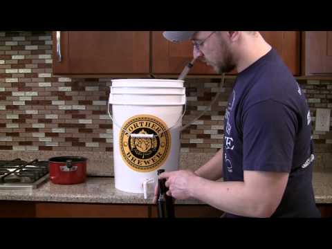 How to Make Beer - 13 - Siphoning and Bottling