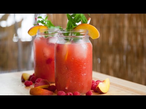 Mint Peach Raspberry Sparkling Lemonade (Non-Alcoholic & Alcoholic)